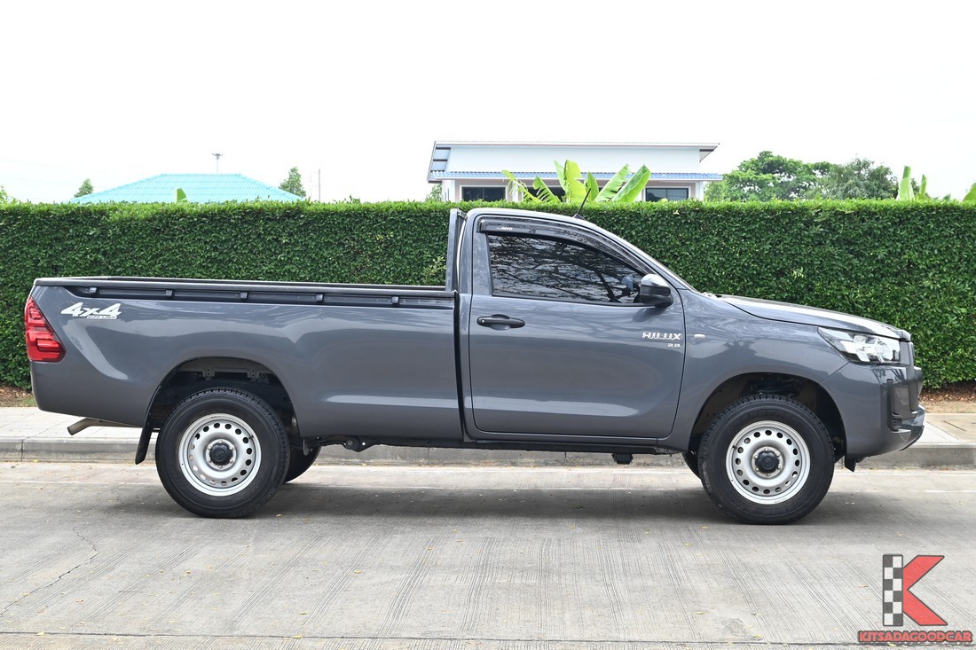 Toyota Revo SINGLE Entry 284 full