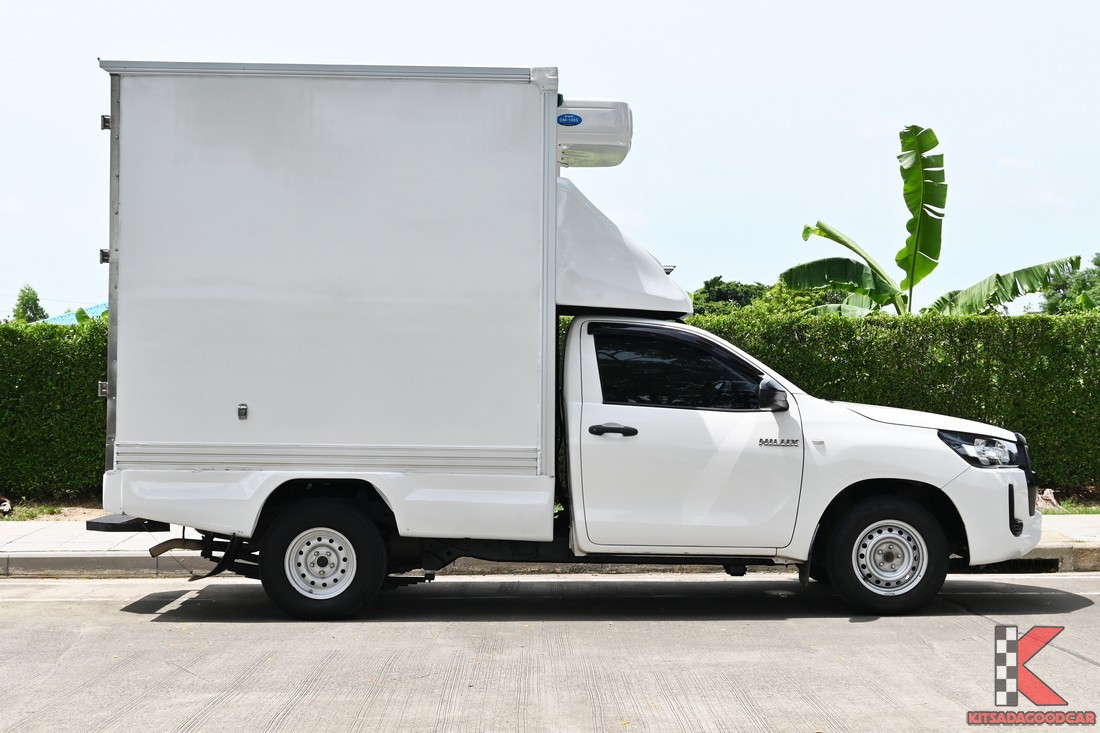 Toyota Revo COOL 7668 full