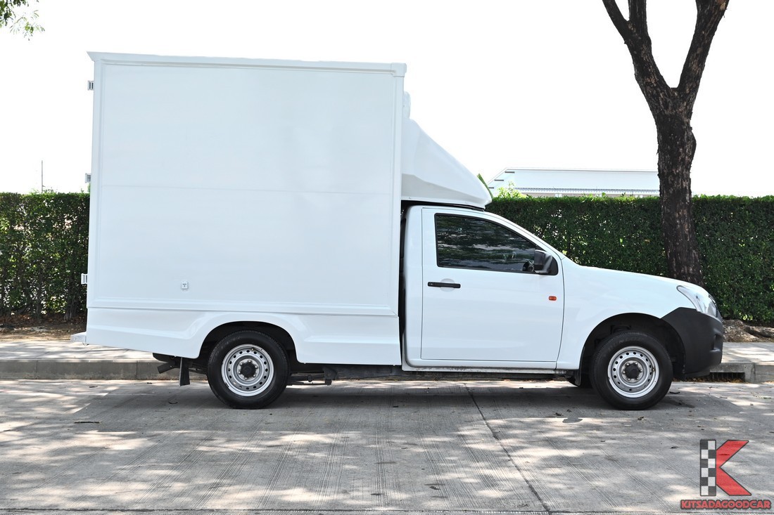 
								ISUZU D-Max cargo 7343 full									