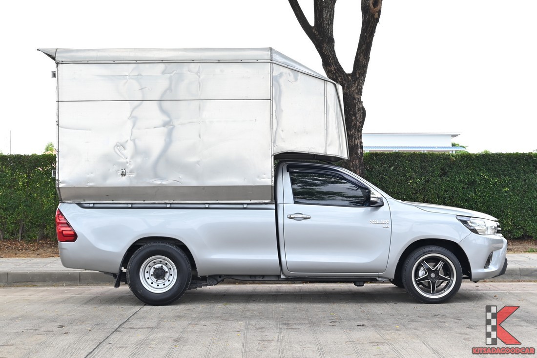 
								Toyota Revo cargo 1544 full									