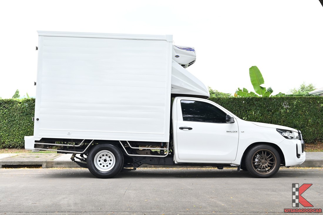 Toyota HILUX REVO Single Cab Entry full