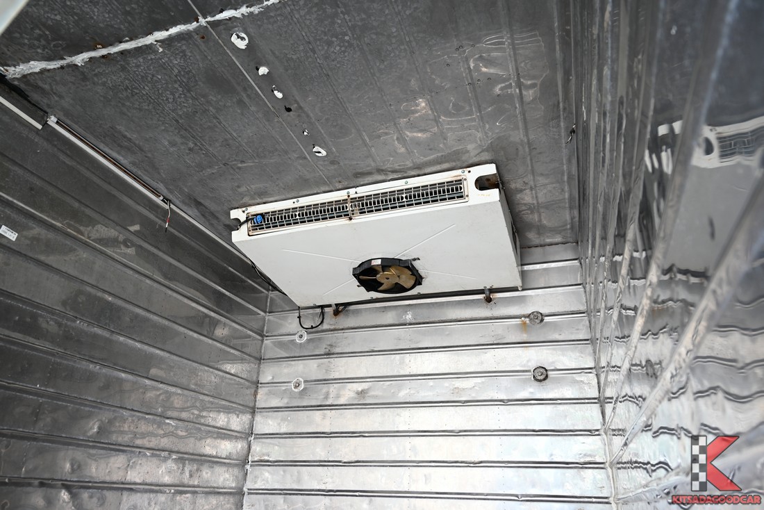 
								Toyota Revo COOL 2241 full									