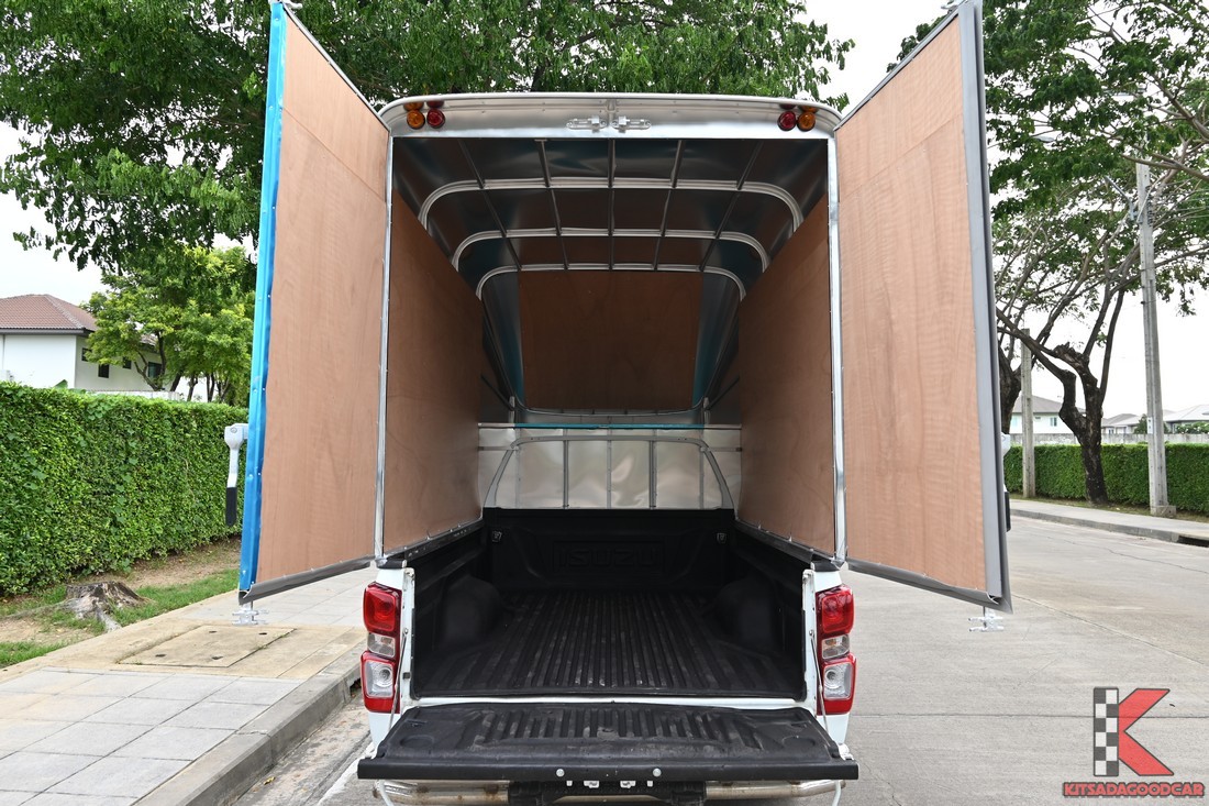 
								ISUZU D-Max cargo 5966 full									