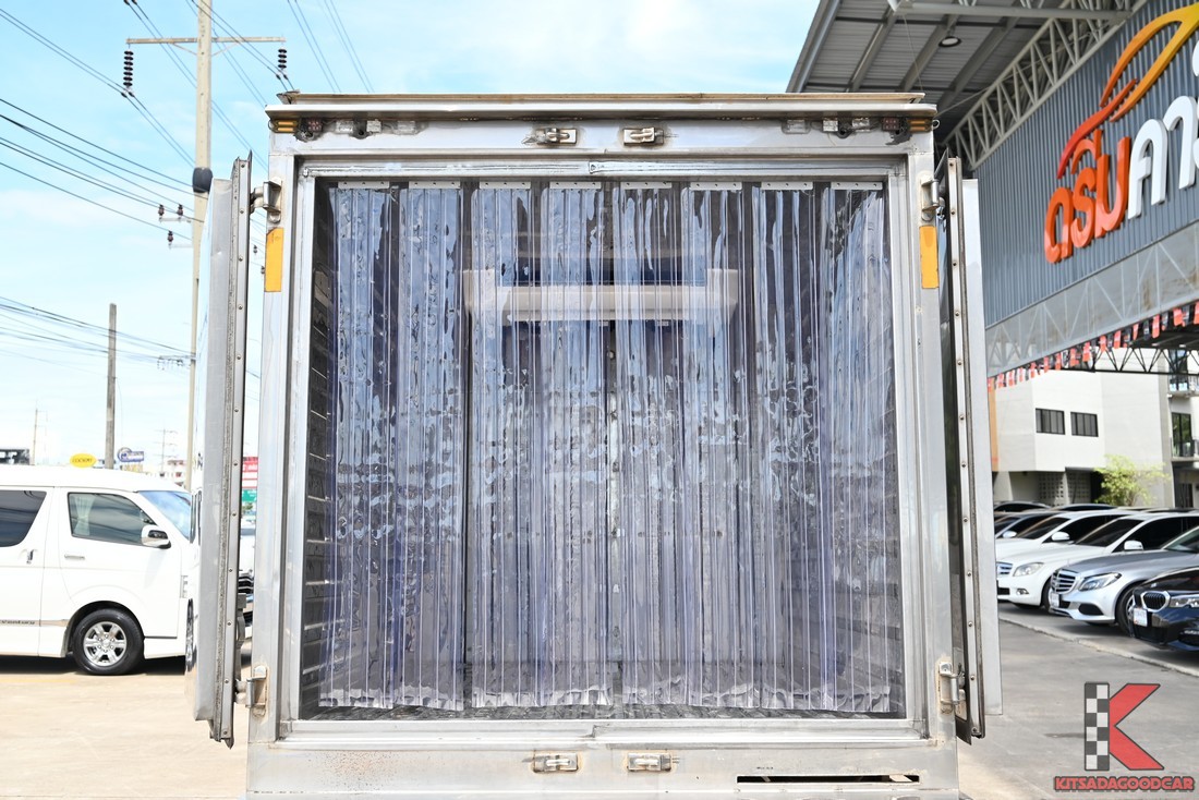 
								Toyota Revo MPC COOL 8938 full									