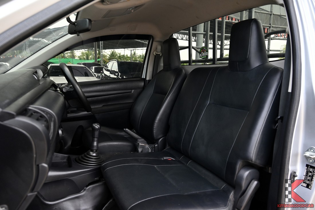 
								Toyota Revo KOG 5096 full									