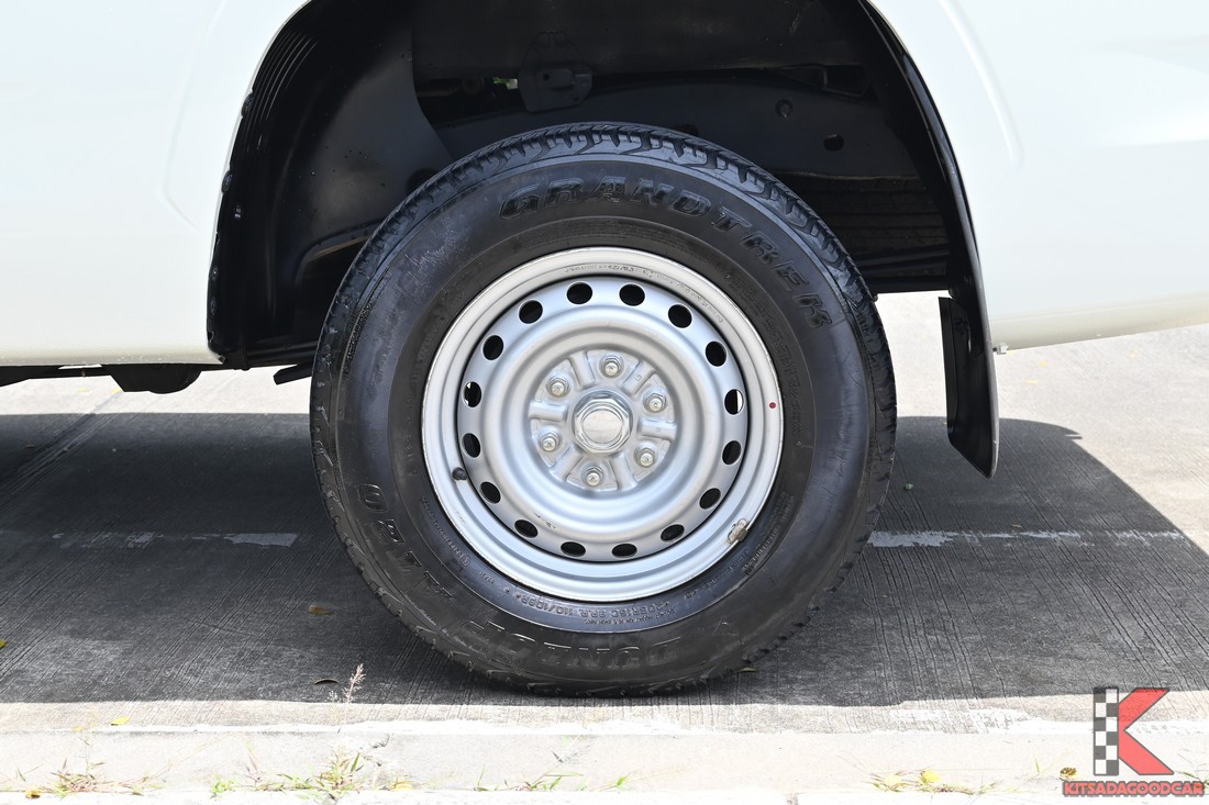 Mitsubishi Triton SINGLE CAB 8094 full