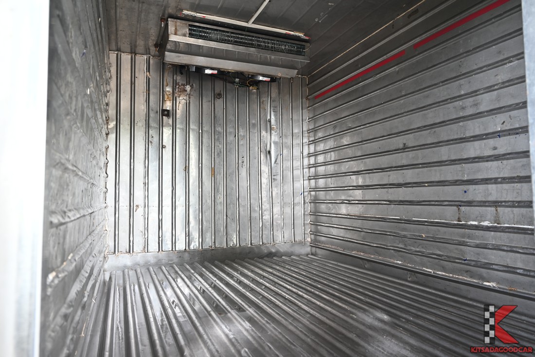 Toyota Revo COOL 4363 full