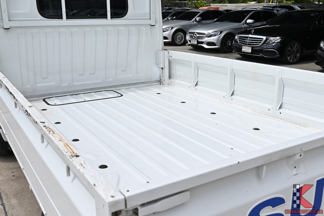 Suzuki Carry Truck 180 full