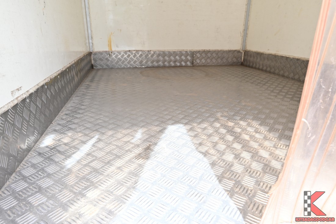 Toyota Revo COOL 7668 full