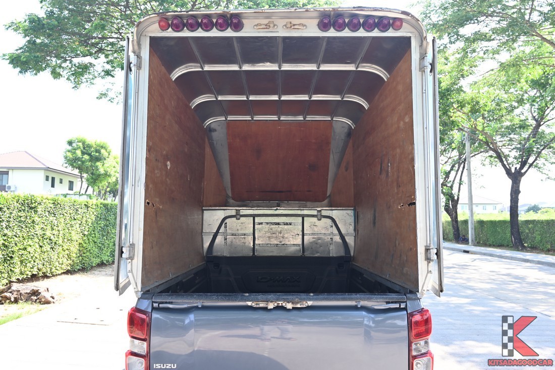 Isuzu D-MAX cargo 2478 full