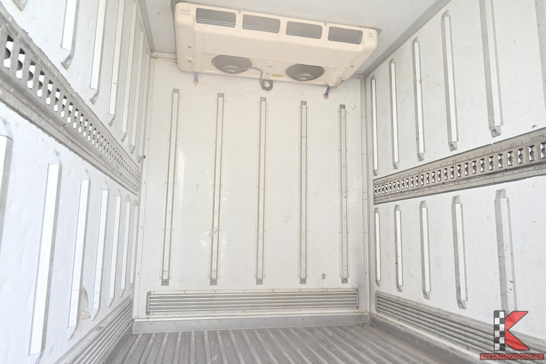 
								ISUZU D-Max MPC COOL 7286 full									