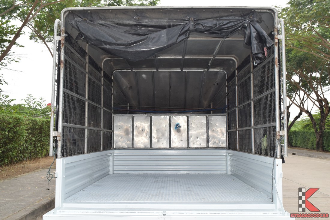 
								ISUZU D-Max cargo 7754 full									