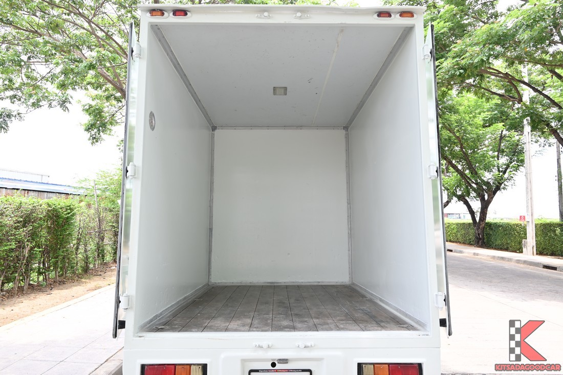 
								Mitsubishi Triton cargo 1534 full									