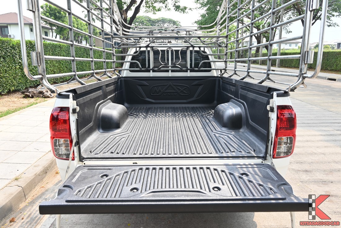 
								Toyota Revo KOG 6941 full									