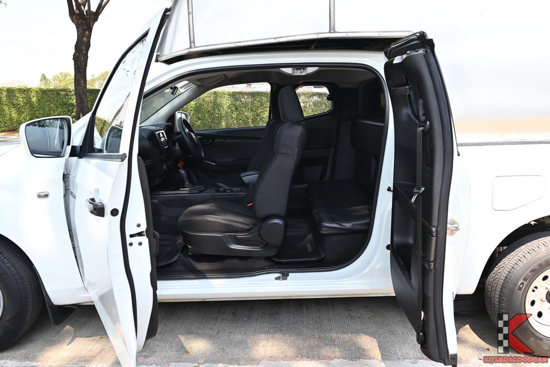 
								ISUZU D-Max cargo 5468 full									