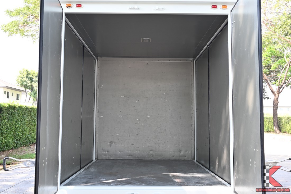 
								ISUZU D-Max cargo 5716 full									