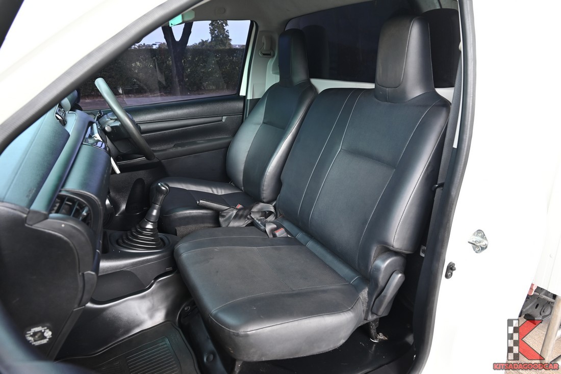 
								Toyota Revo MPC COOL 7042 full									