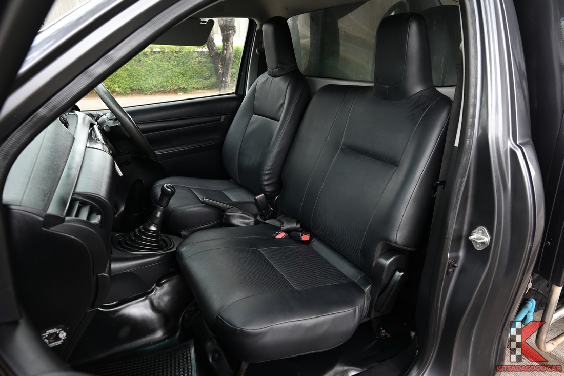 
								Toyota Revo COOL 6136 full									