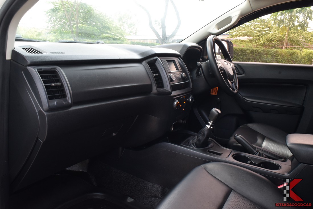 
								Ford Ranger cargo 7111 full									