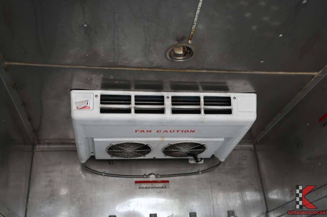 
								ISUZU D-Max COOL 3688 full									