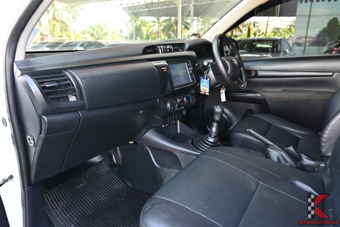 
								Toyota Revo KOG 6361 full									