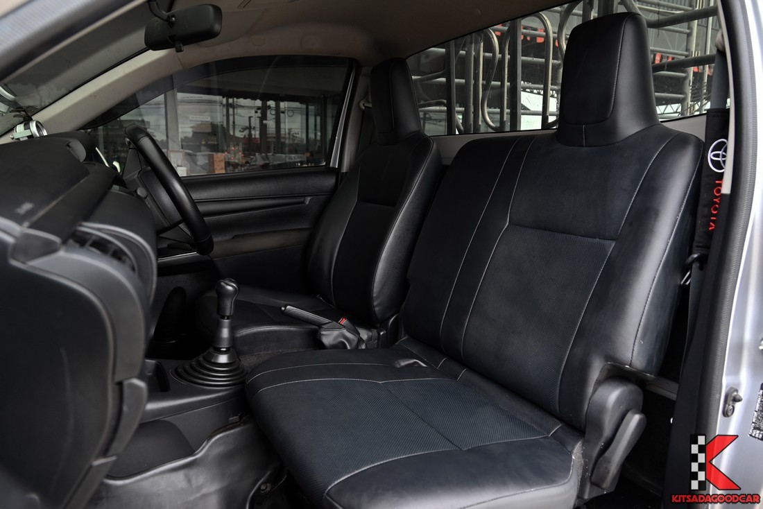 
								Toyota Revo KOG 2783 full									