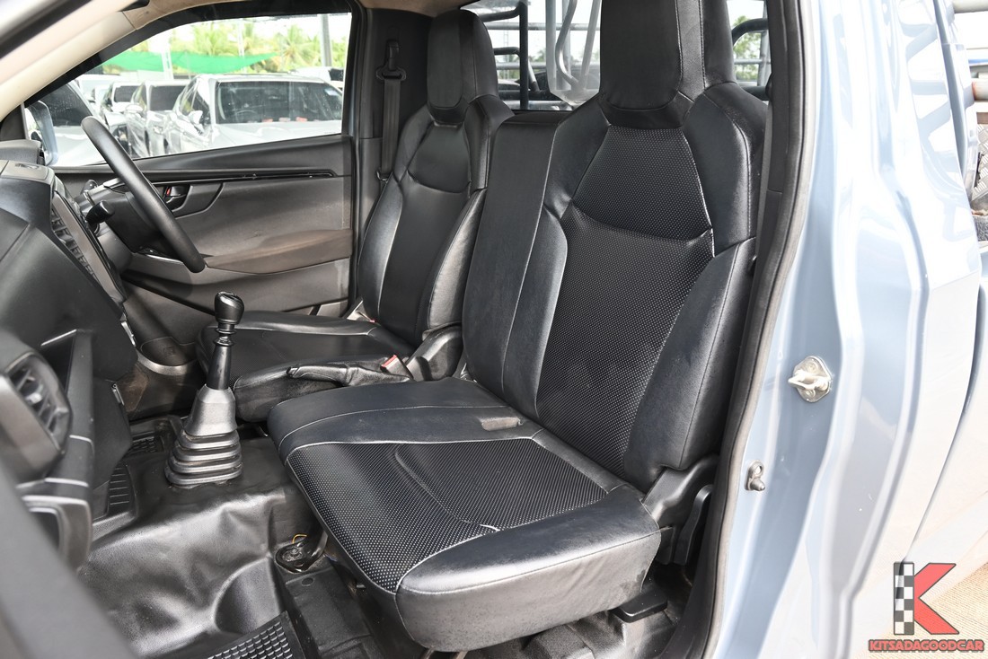 
								ISUZU D-Max KOG 9847 full									
