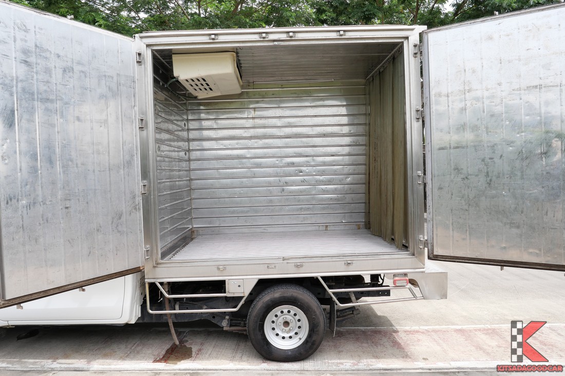 Toyota Revo COOL 7236 full