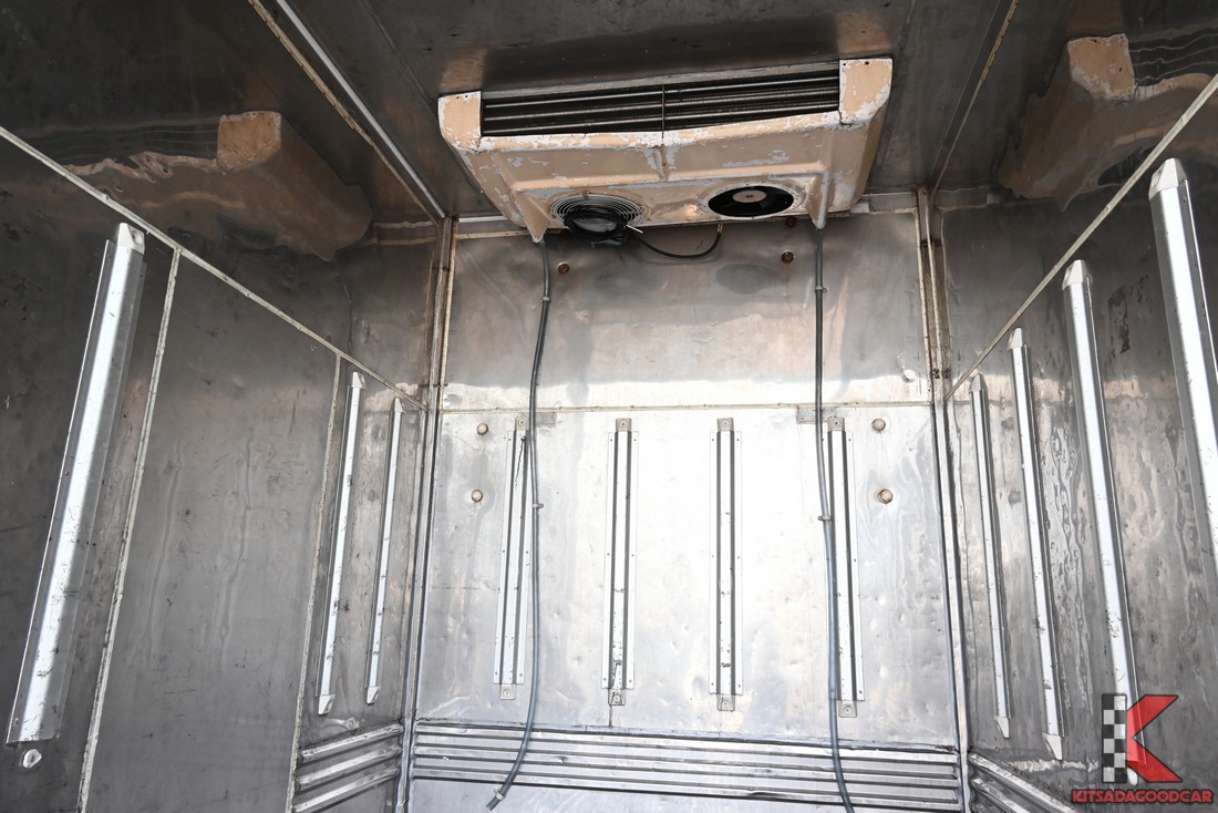 Toyota Revo COOL 1337 full