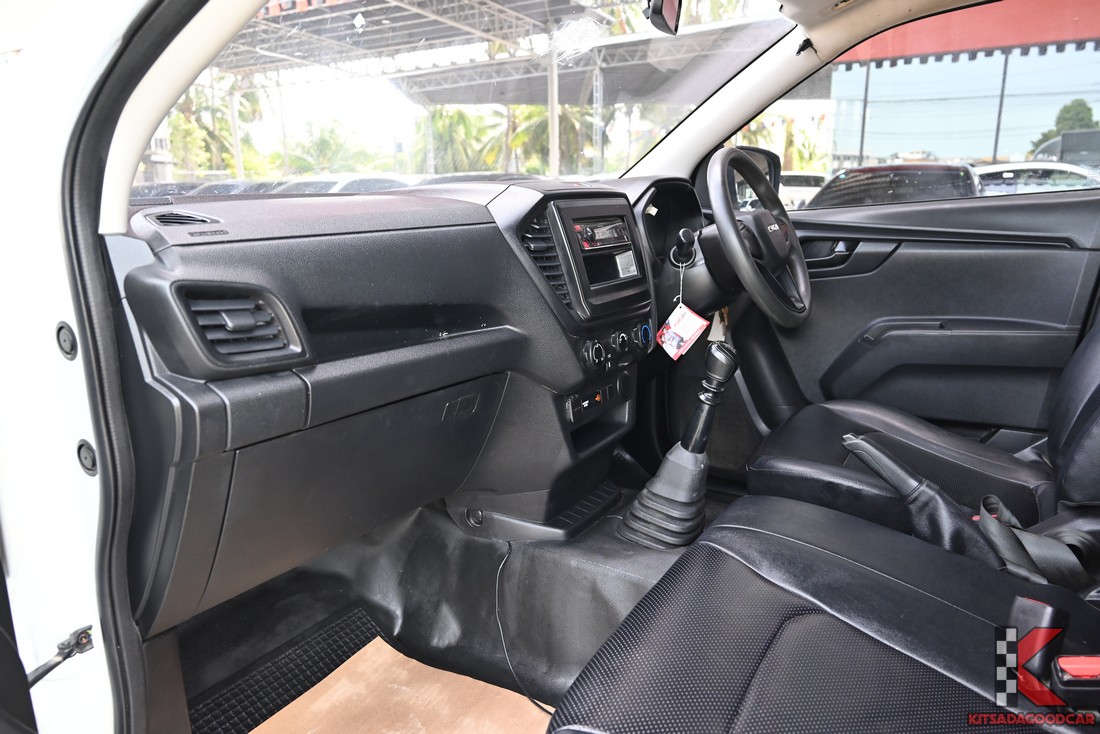 
								ISUZU D-Max cargo 8210 full									