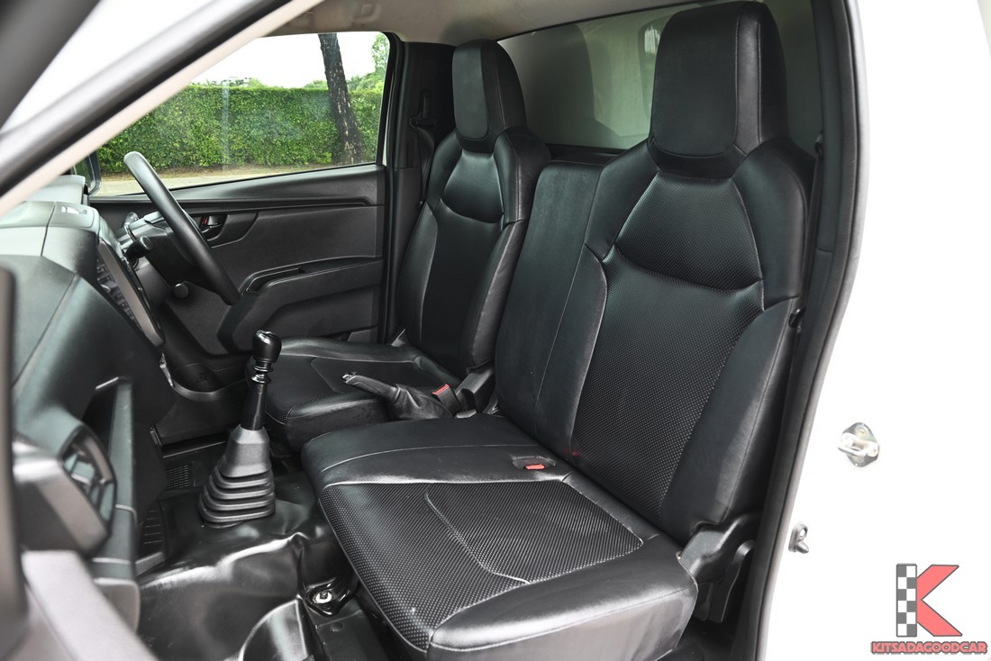 ISUZU D-Max cargo 8805 full