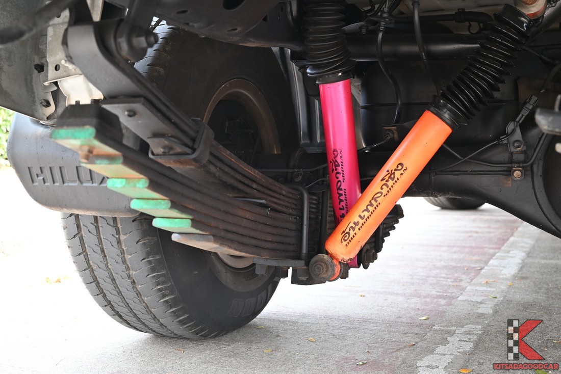 
								Toyota Revo KOG 6941 full									