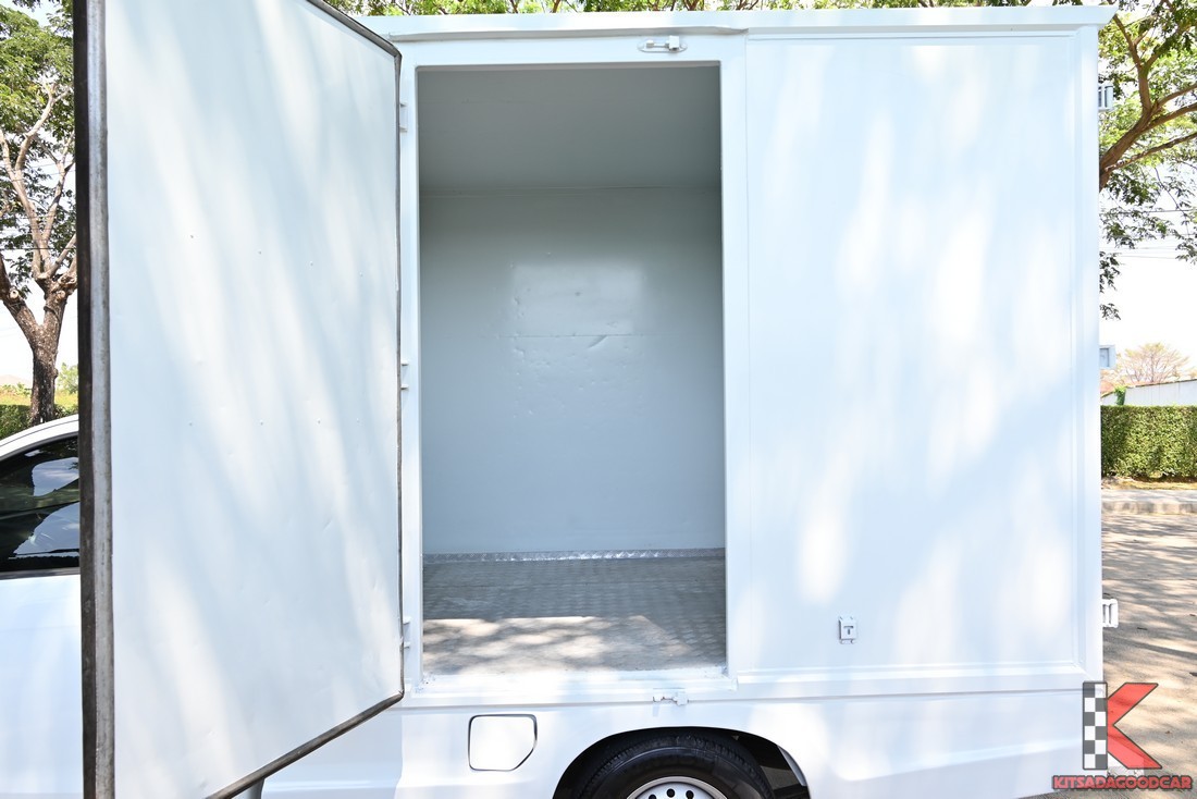 
								ISUZU D-Max cargo 7343 full									