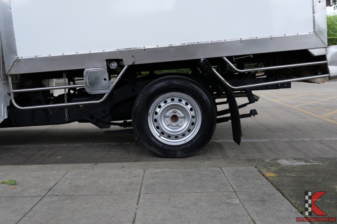 
								Toyota Revo COOL 2279 full									