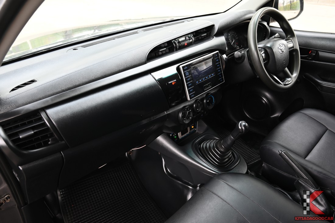 
								Toyota Revo COOL 6136 full									