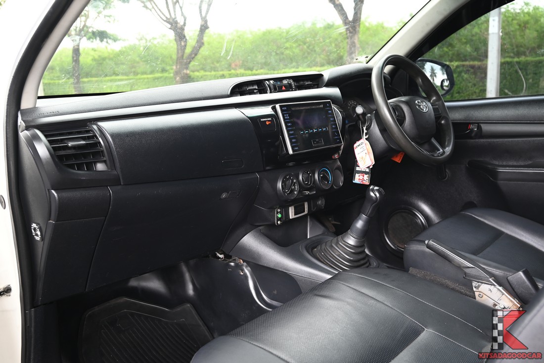 
								Toyota Revo COOL 2241 full									