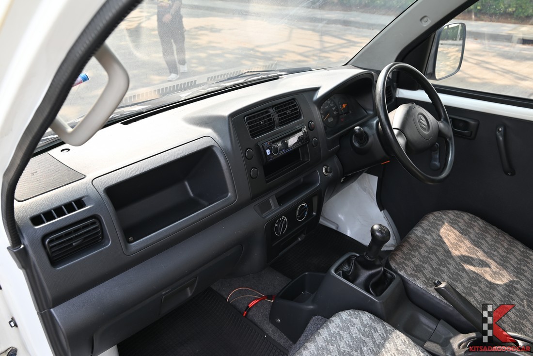 
								Suzuki Carry KOG 1658 full									