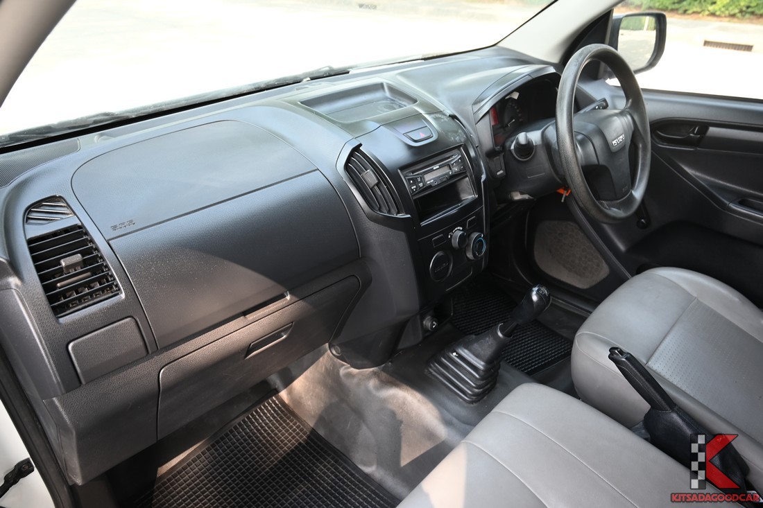 
								ISUZU D-Max cargo 5392 full									