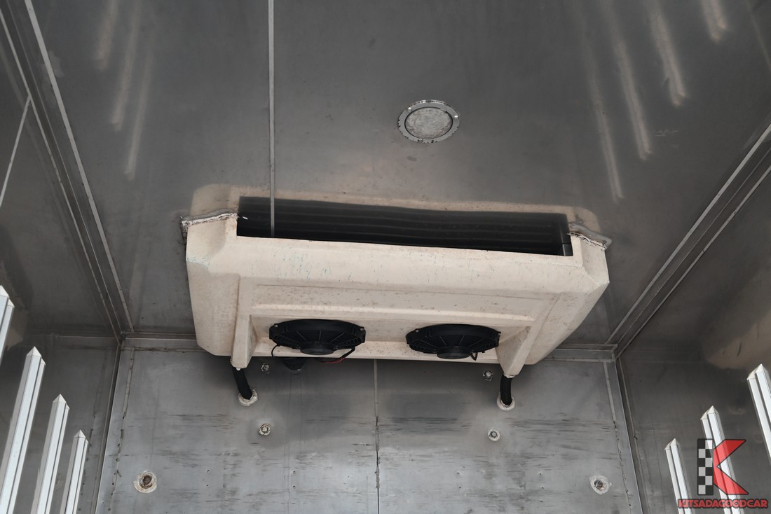 
								Toyota Revo MPC COOL 3917 full									