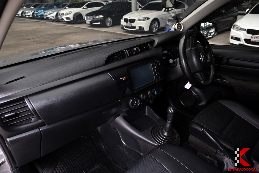 
								Toyota Revo KOG 2783 full									