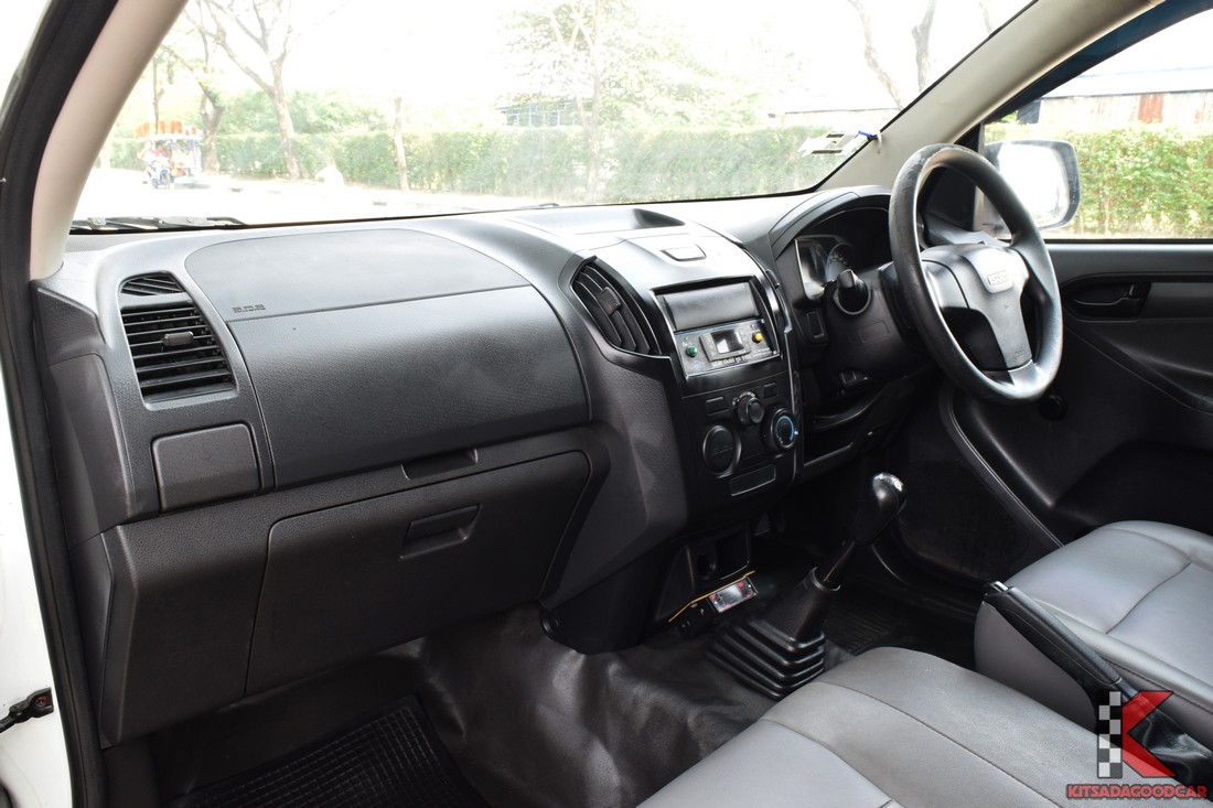 Isuzu D-Max Cargo 3839 full