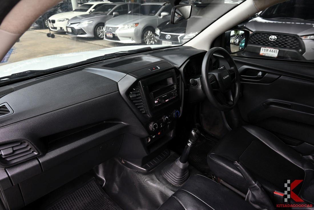 
								ISUZU D-Max cargo 7255 full									