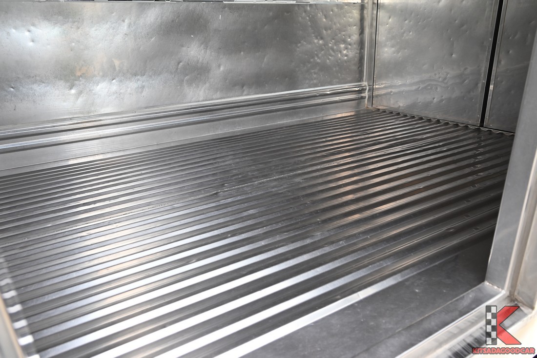 
								Toyota Vigo cargo 6131 full									