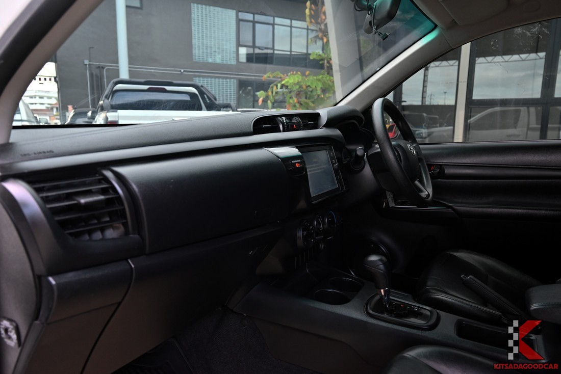 
								Toyota Revo cargo 4468 full									