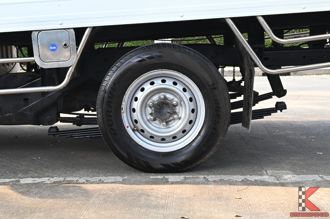 
								ISUZU D-Max COOL 5204 full									