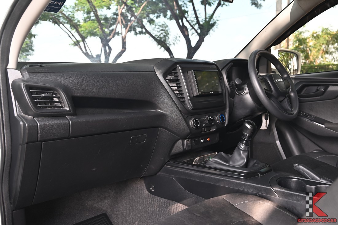 
								ISUZU D-Max cargo 4148 full									