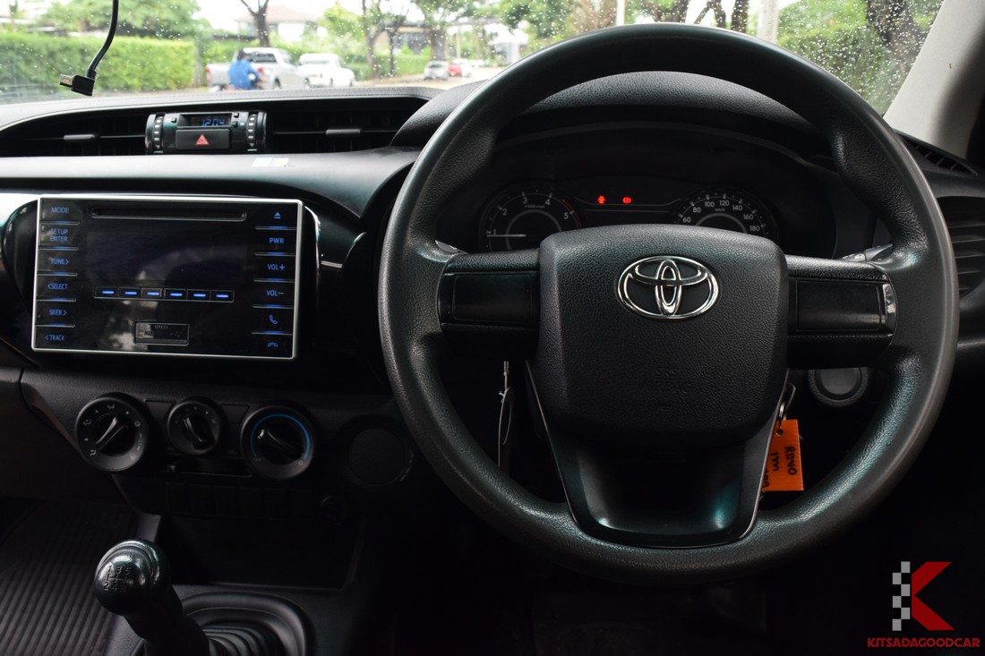 
								Toyota Revo KOG 899 full									