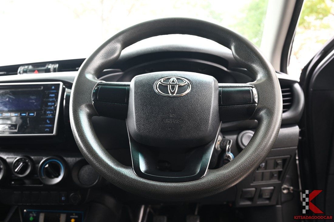 
								Toyota Revo COOL 6136 full									