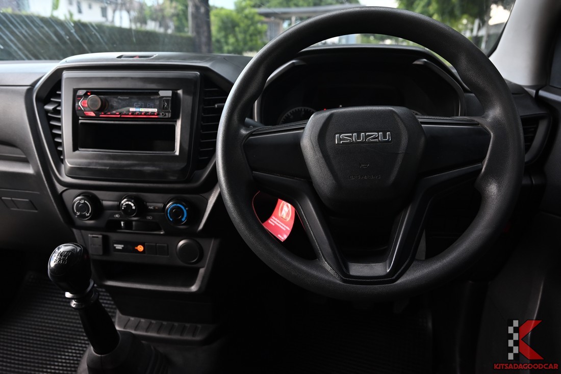 D-MAX cargo 9277 full