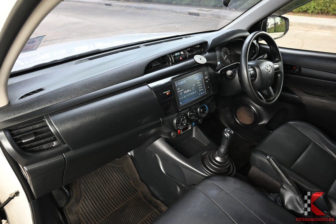 
								Toyota Revo COOL 3925 full									